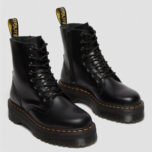 Dr. Martens Jadon Boot